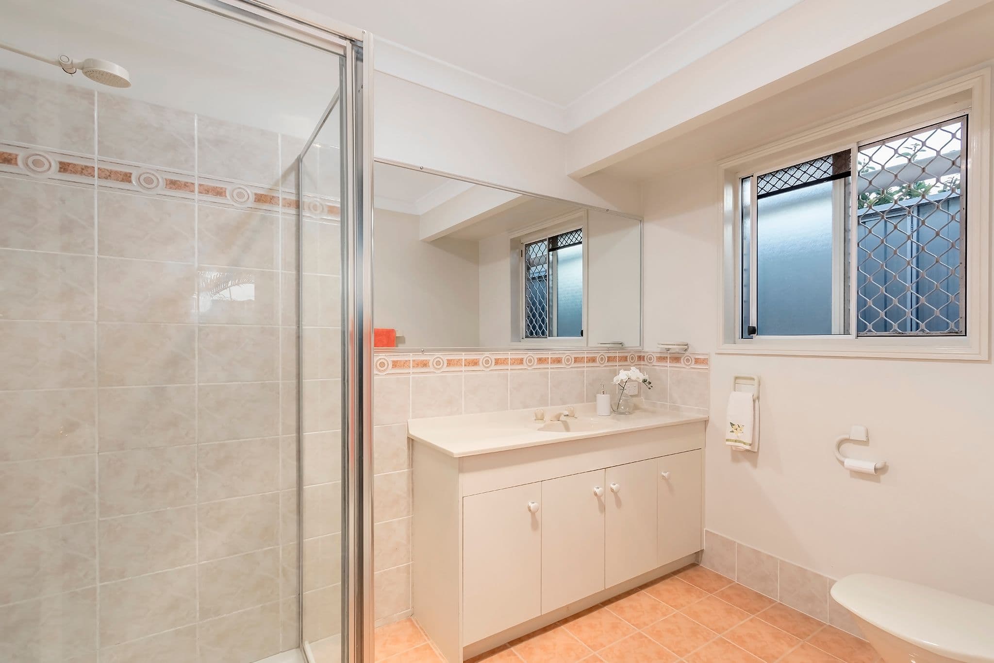9 Manatoka Place, Ormeau QLD 4208, Ormeau - Thumbnail 5