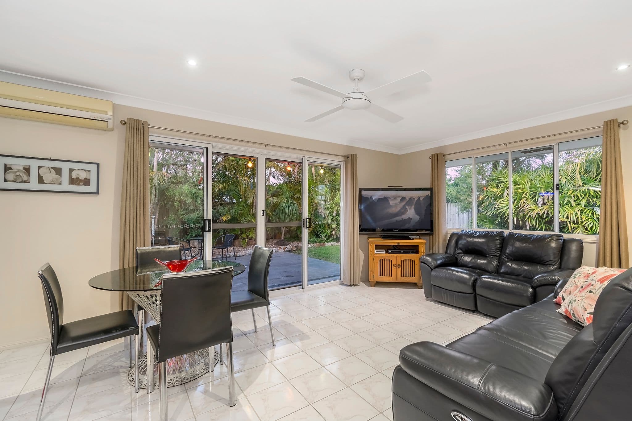 9 Manatoka Place, Ormeau QLD 4208, Ormeau - Thumbnail 7