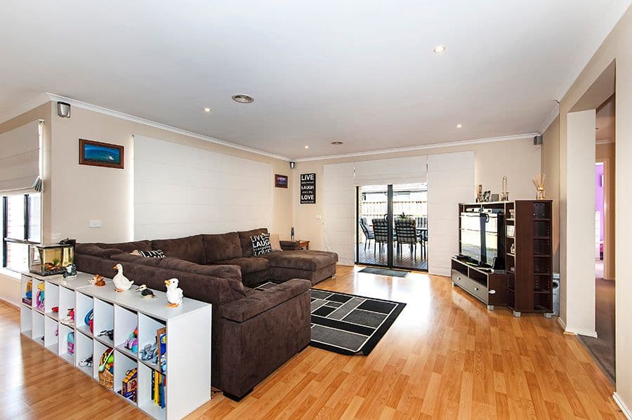 6 Montsalvat Street, DOREEN VIC 3754, Doreen - Thumbnail 4