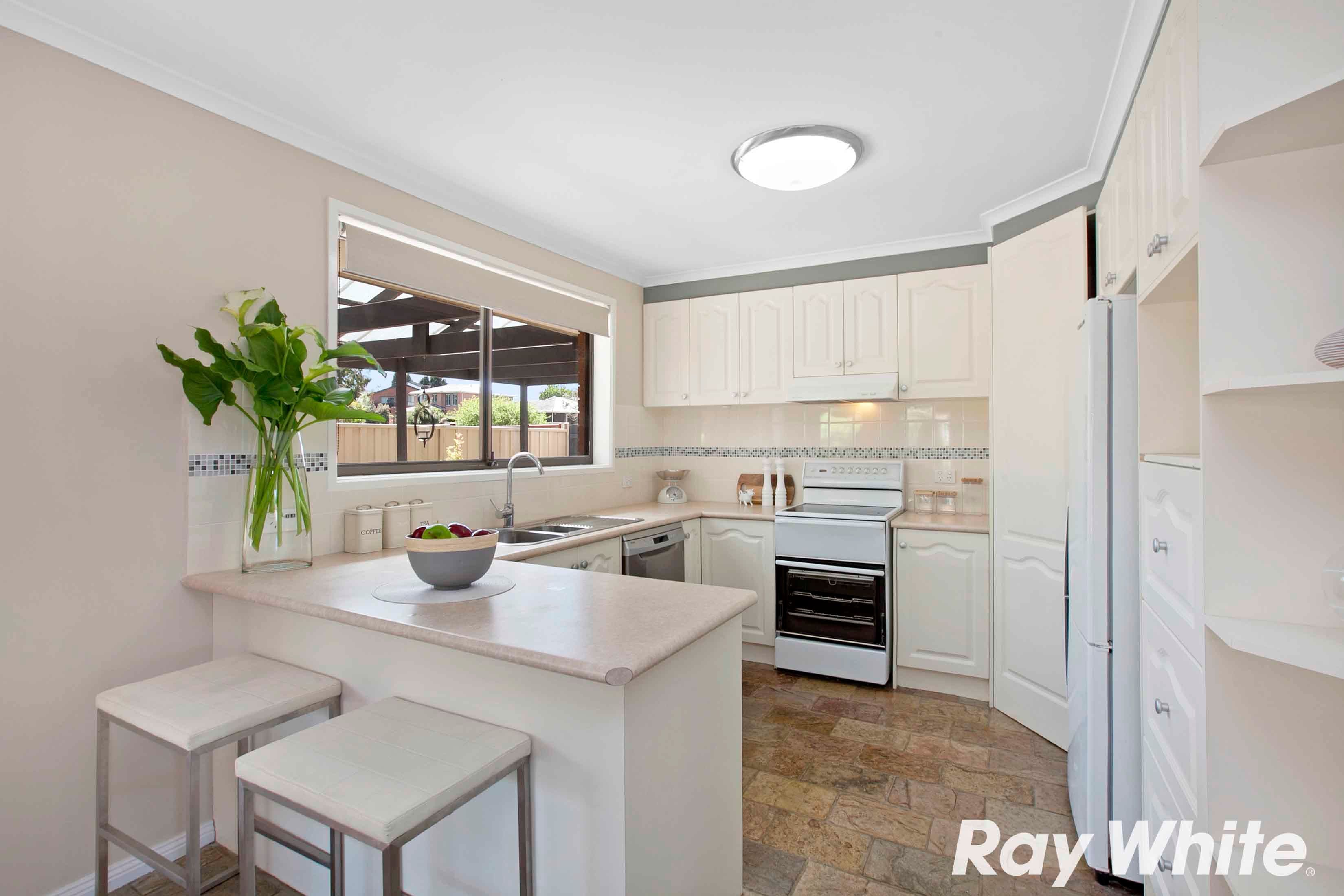 10 Darbyshire Court, Mill Park VIC 3082, Mill Park - Thumbnail 2