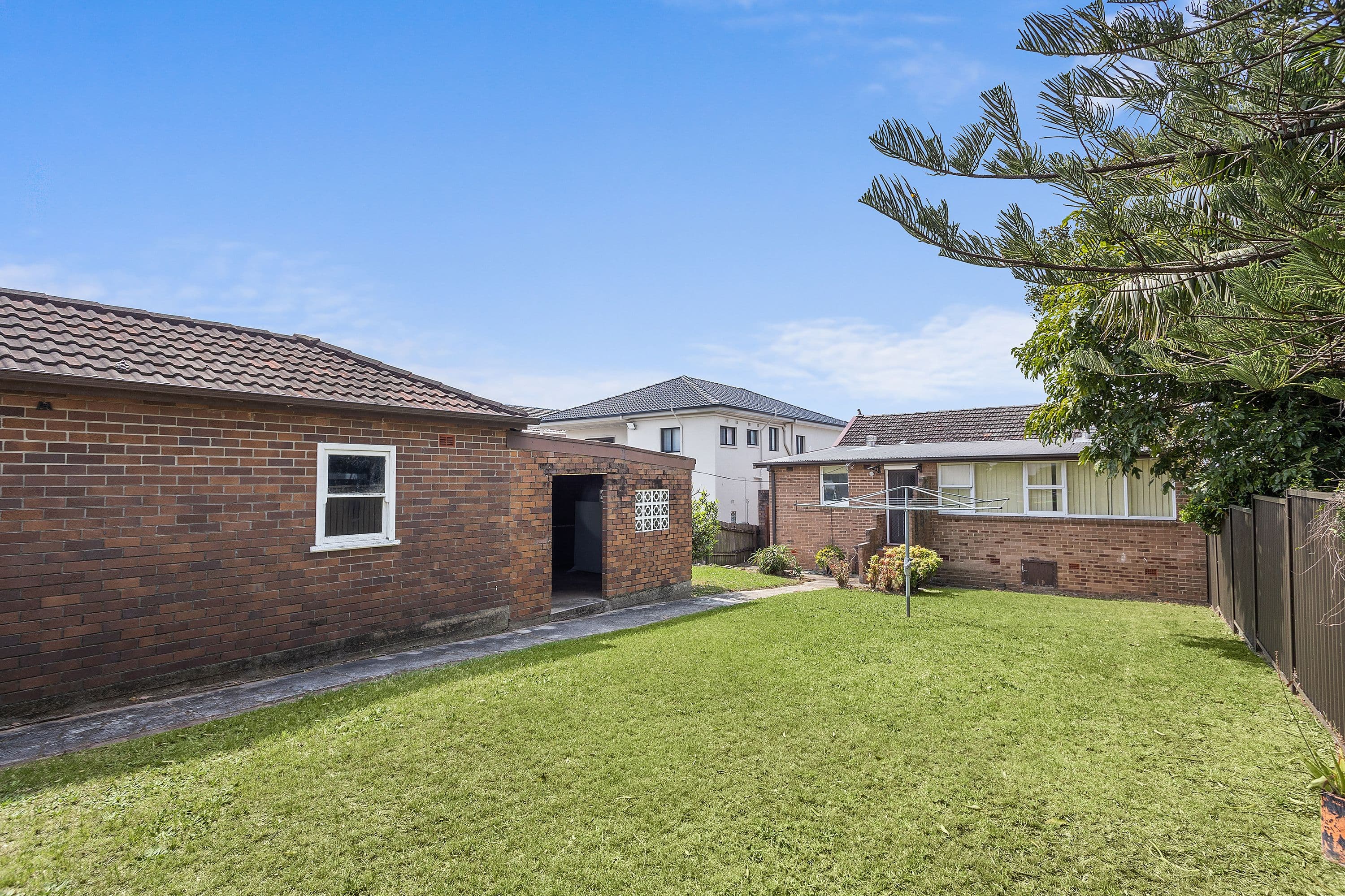 27 Lily Street, Hurstville NSW 2220, Hurstville - Thumbnail 2