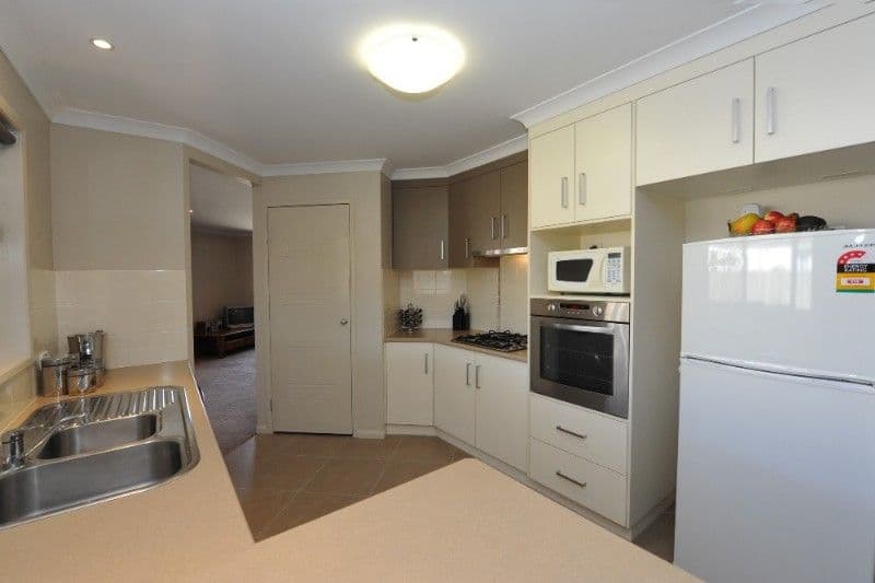 31 Bellara Drive, GLENVALE QLD 4350, Glenvale - Thumbnail 4