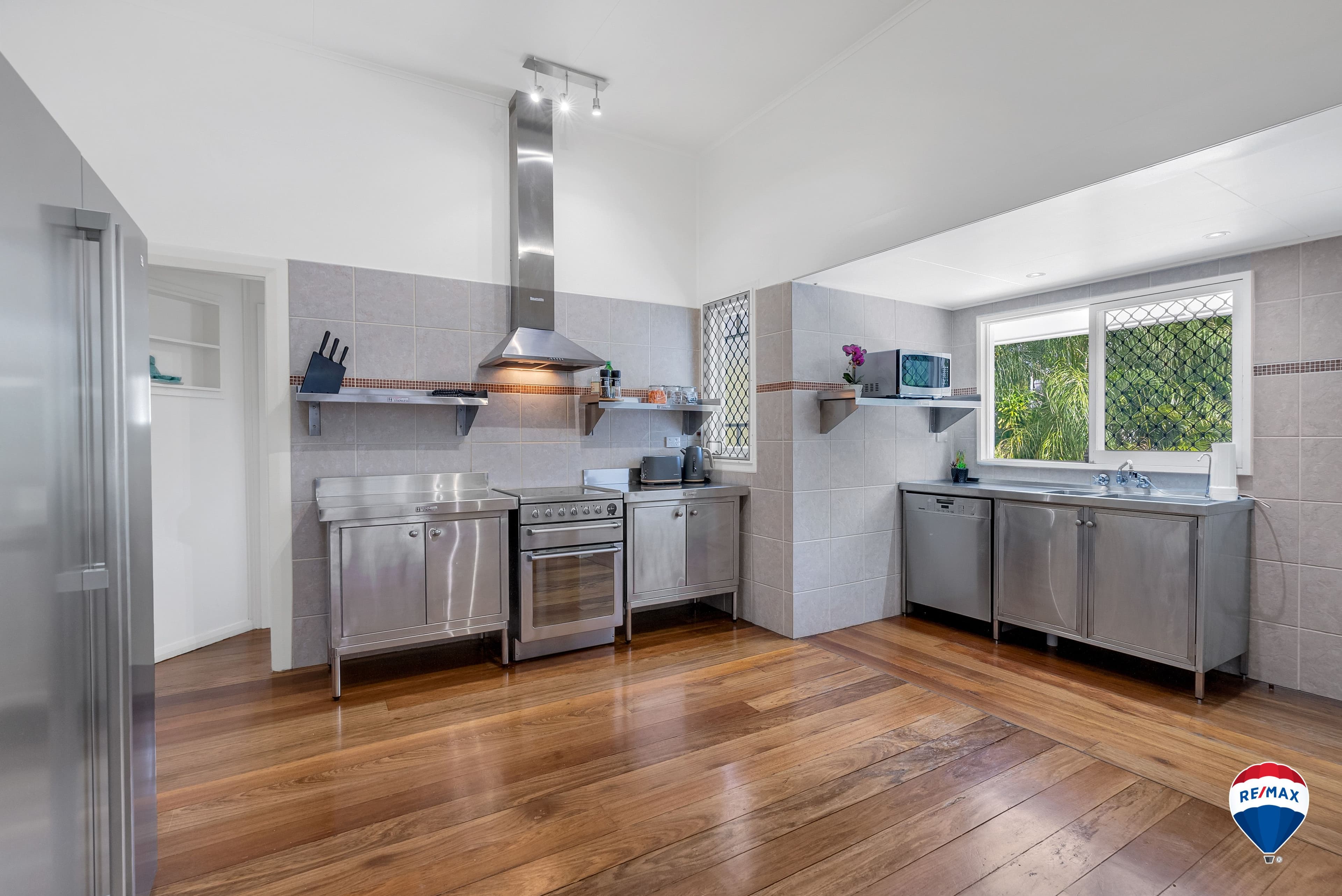 15 Jones Street, Westcourt QLD 4870, Westcourt - Thumbnail 7