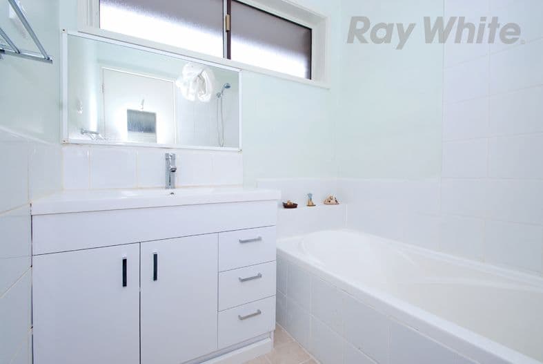 4 HARVEST Drive, Chirnside Park VIC 3116, Chirnside Park - Thumbnail 6