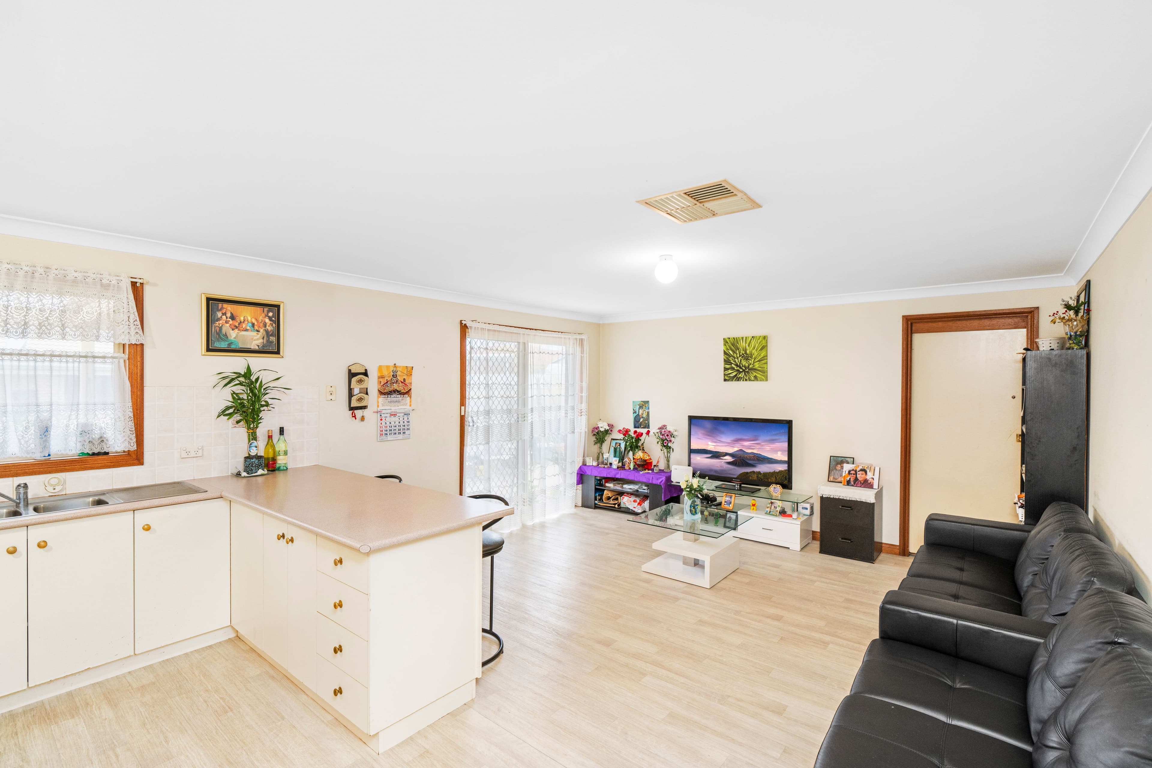 31 Nunkeri Street, Glenfield Park NSW 2650, Glenfield Park - Thumbnail 5
