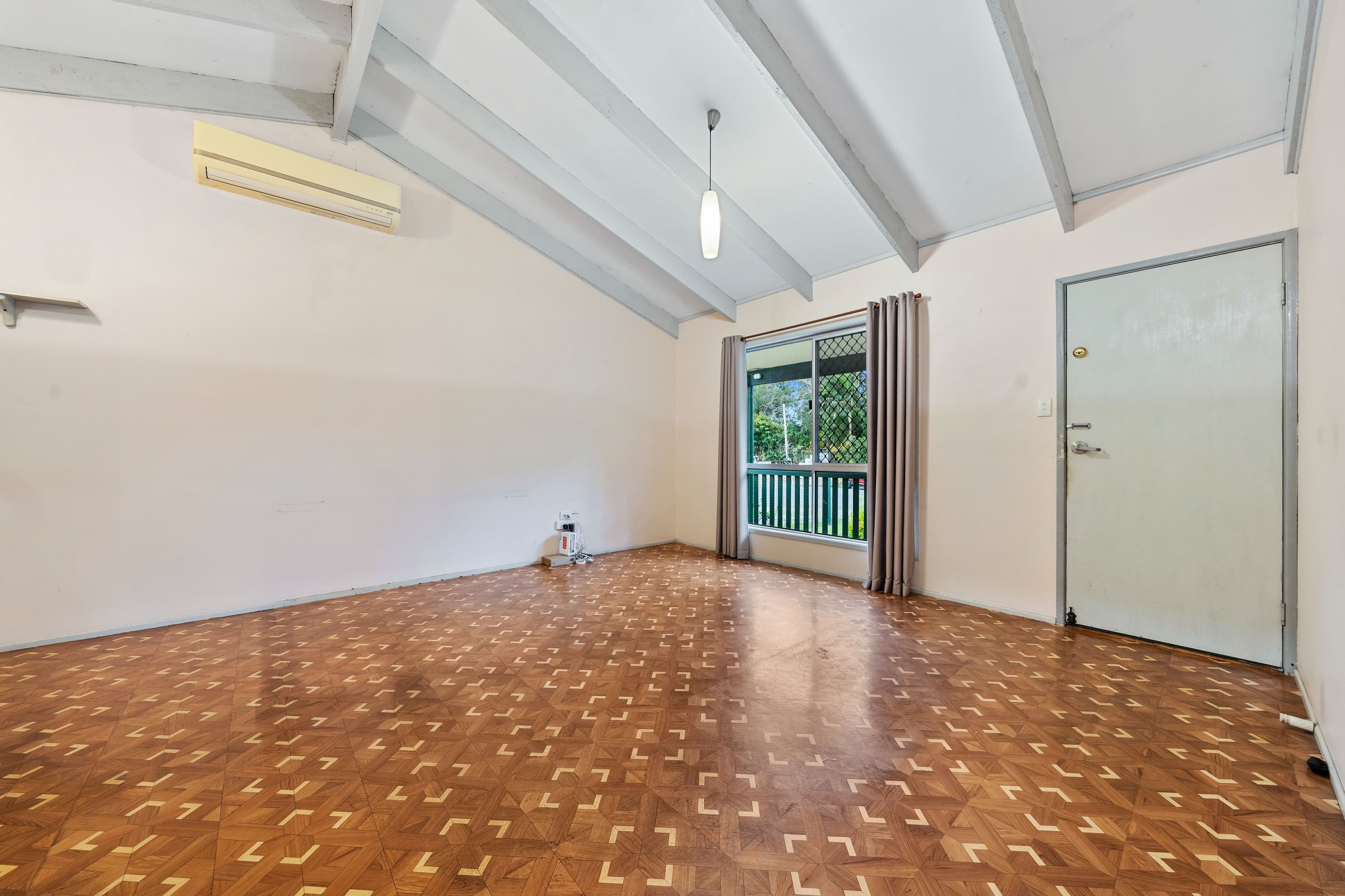 18 Parkland Court, Eagleby QLD 4207, Eagleby - Thumbnail 4