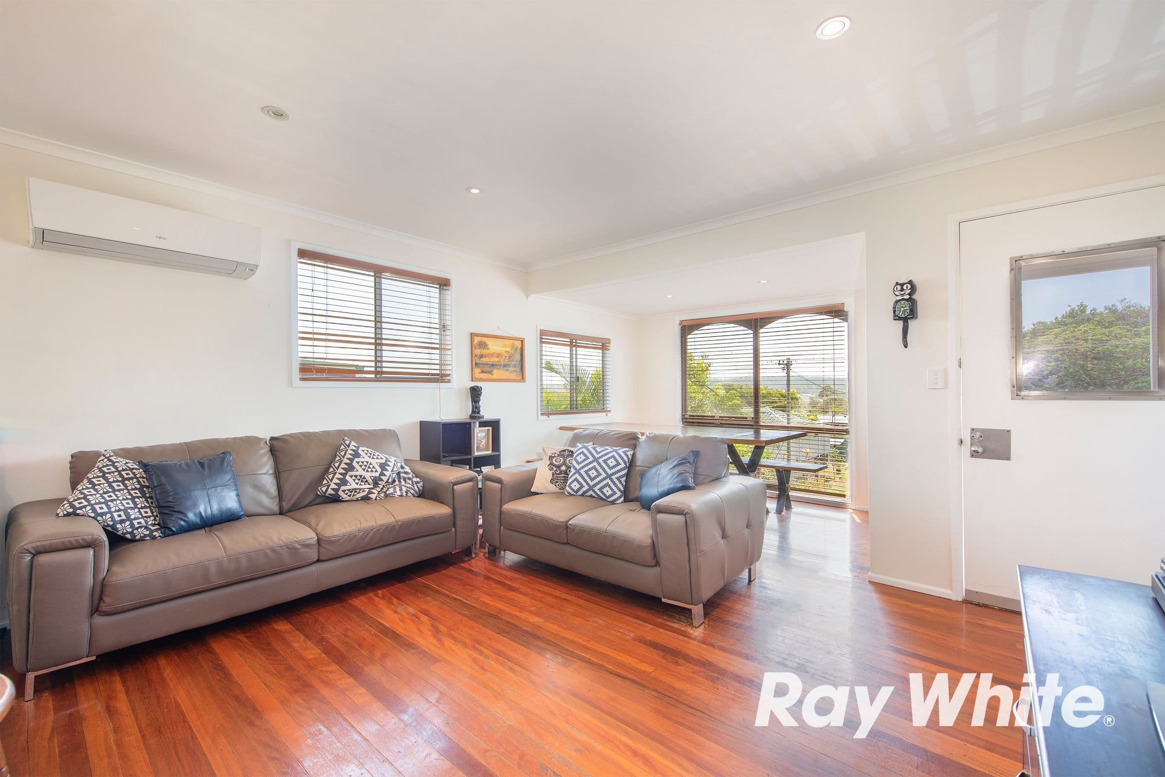 14 Stuart Street, Woodridge QLD 4114, Woodridge - Thumbnail 5