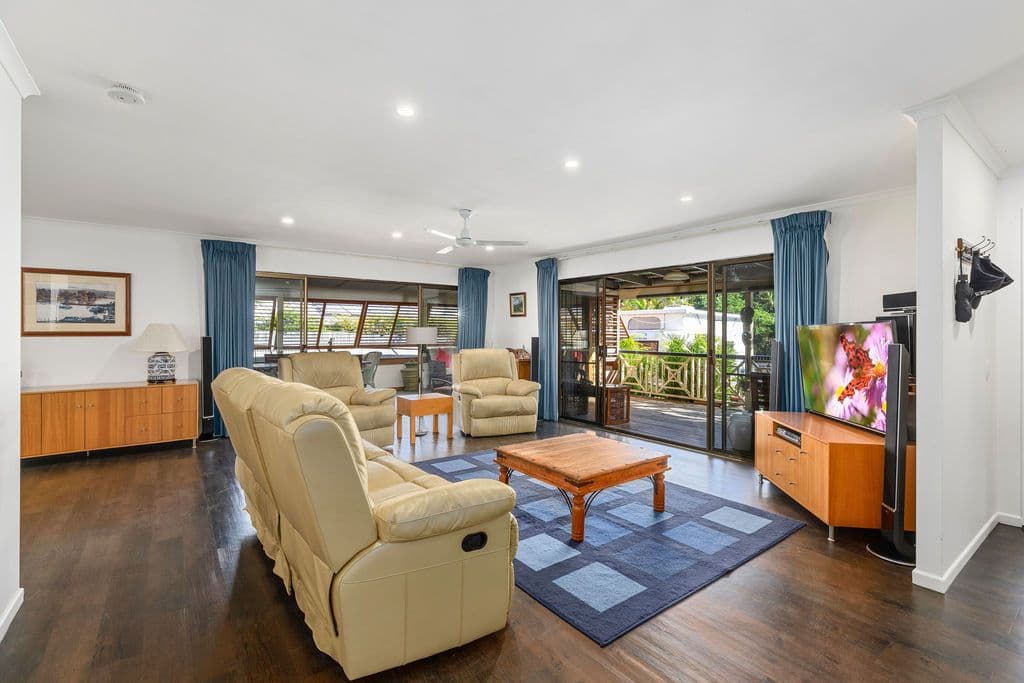 17 Foedera Crescent, Tewantin QLD 4565, Tewantin - Thumbnail 4