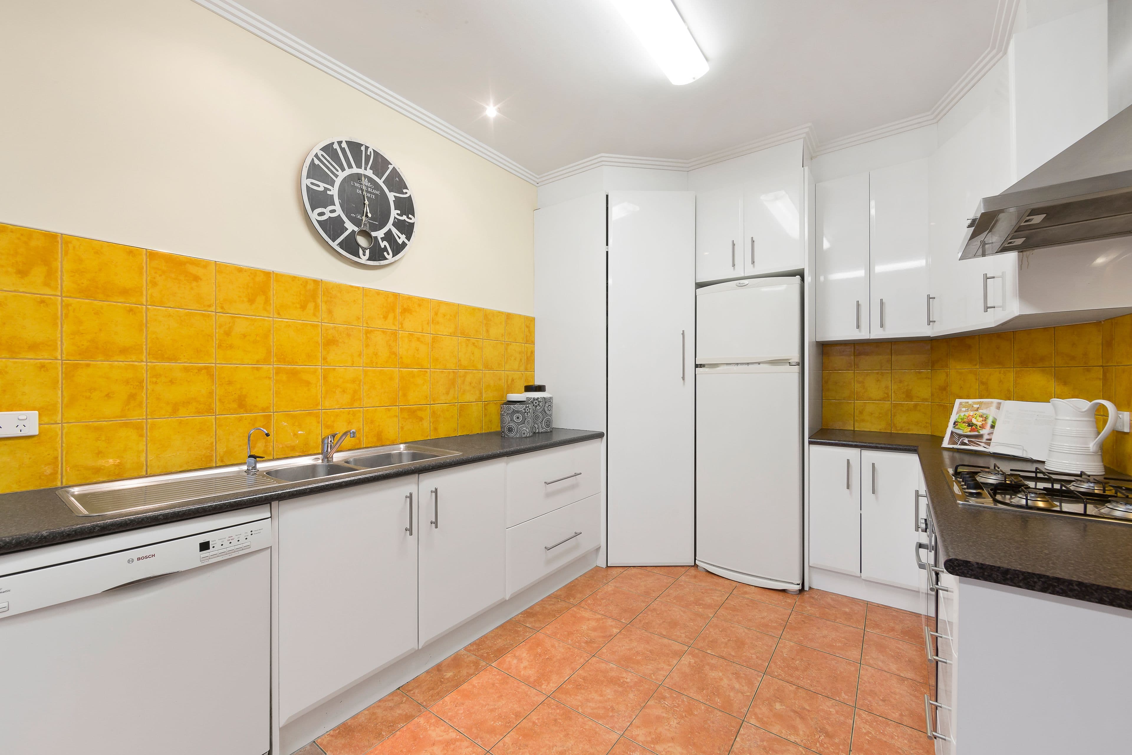 71 Manton Road, Clayton VIC 3168, Clayton - Thumbnail 4
