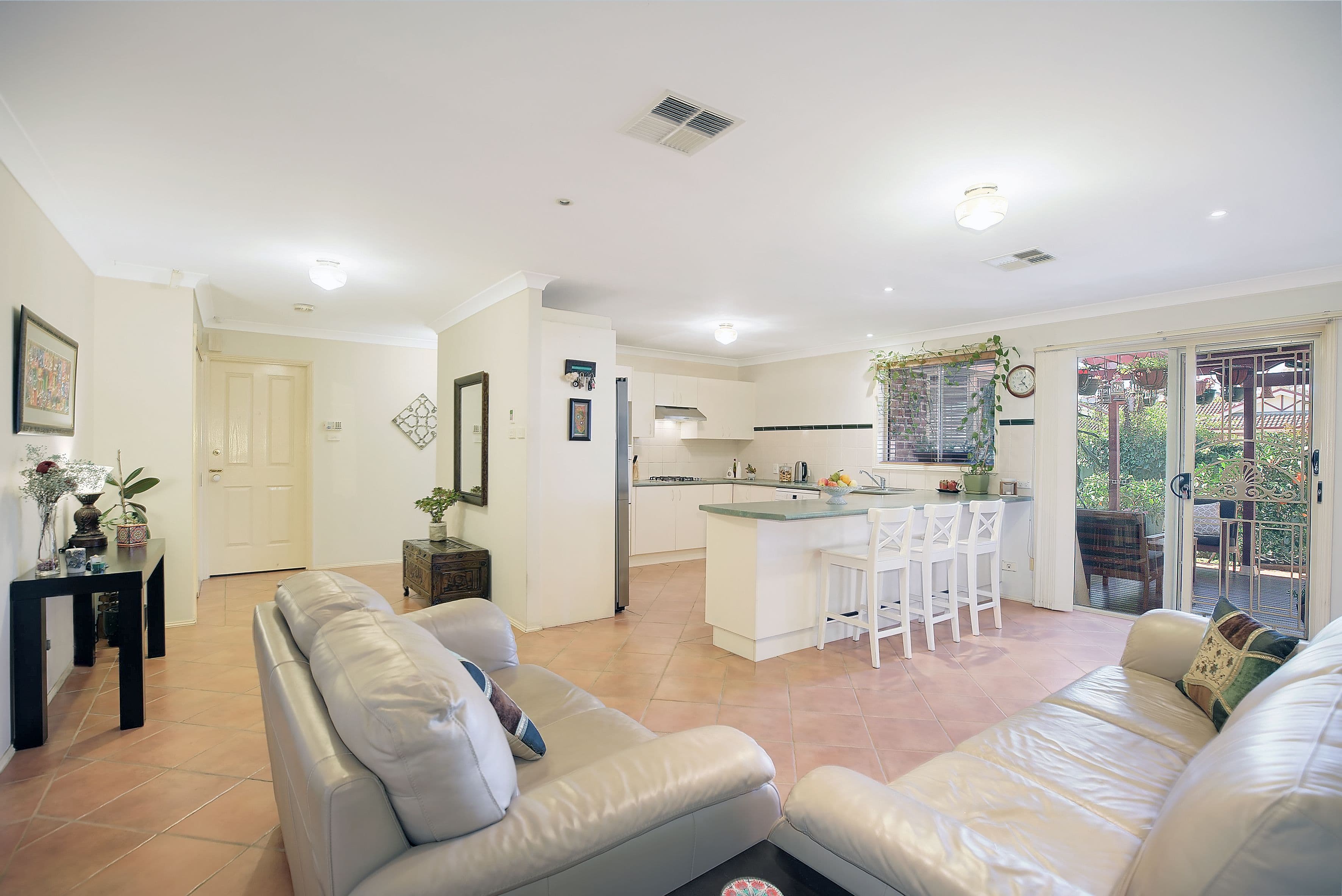 1 Winna Place, Glenmore Park NSW 2745, Glenmore Park - Thumbnail 3