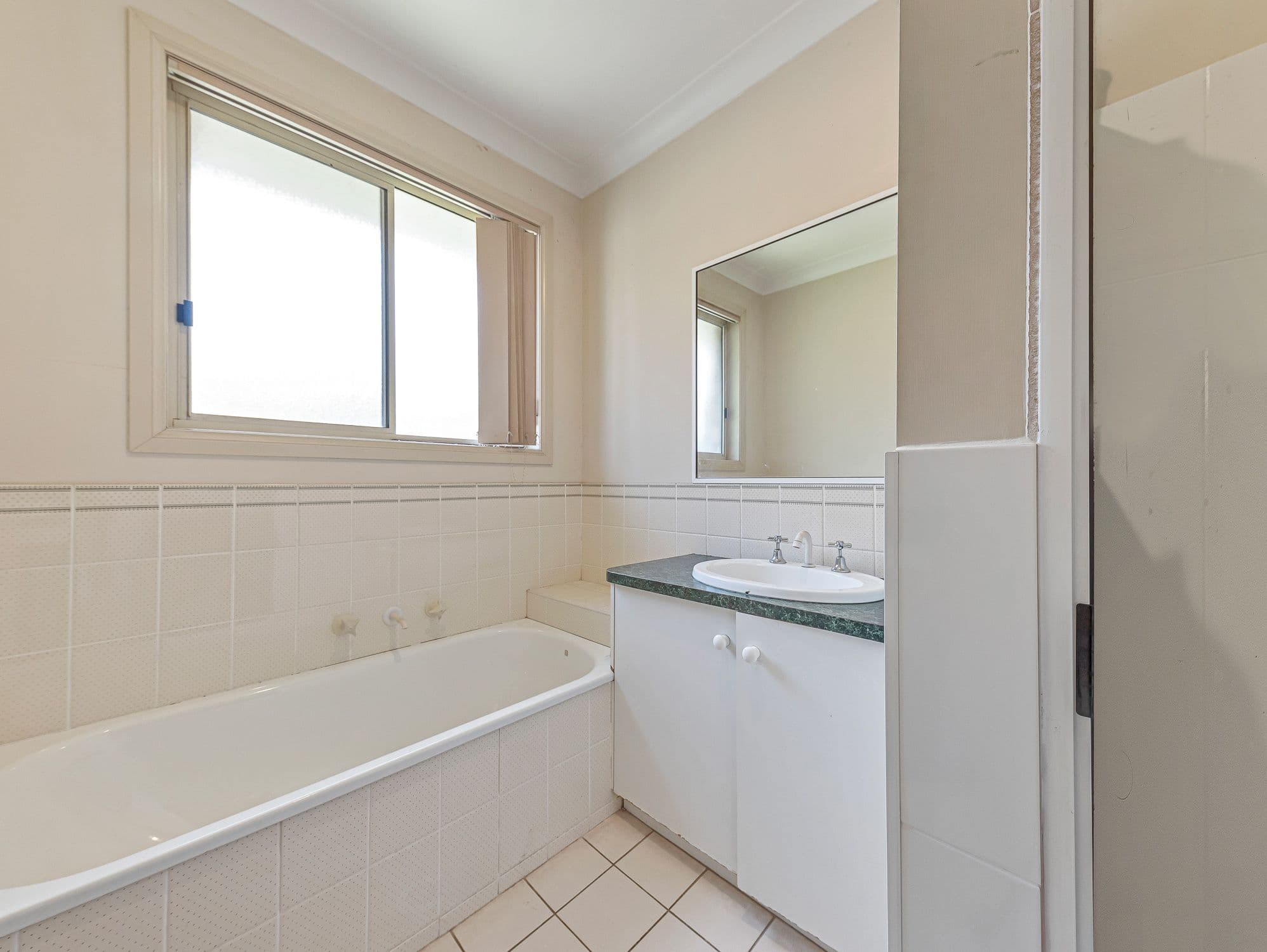 2/312 Diggers Road, Lavington NSW 2641, Lavington - Thumbnail 4