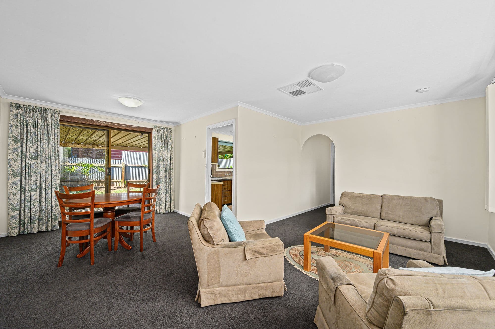 2 Paul Court, Christie Downs SA 5164, Christie Downs - Thumbnail 2