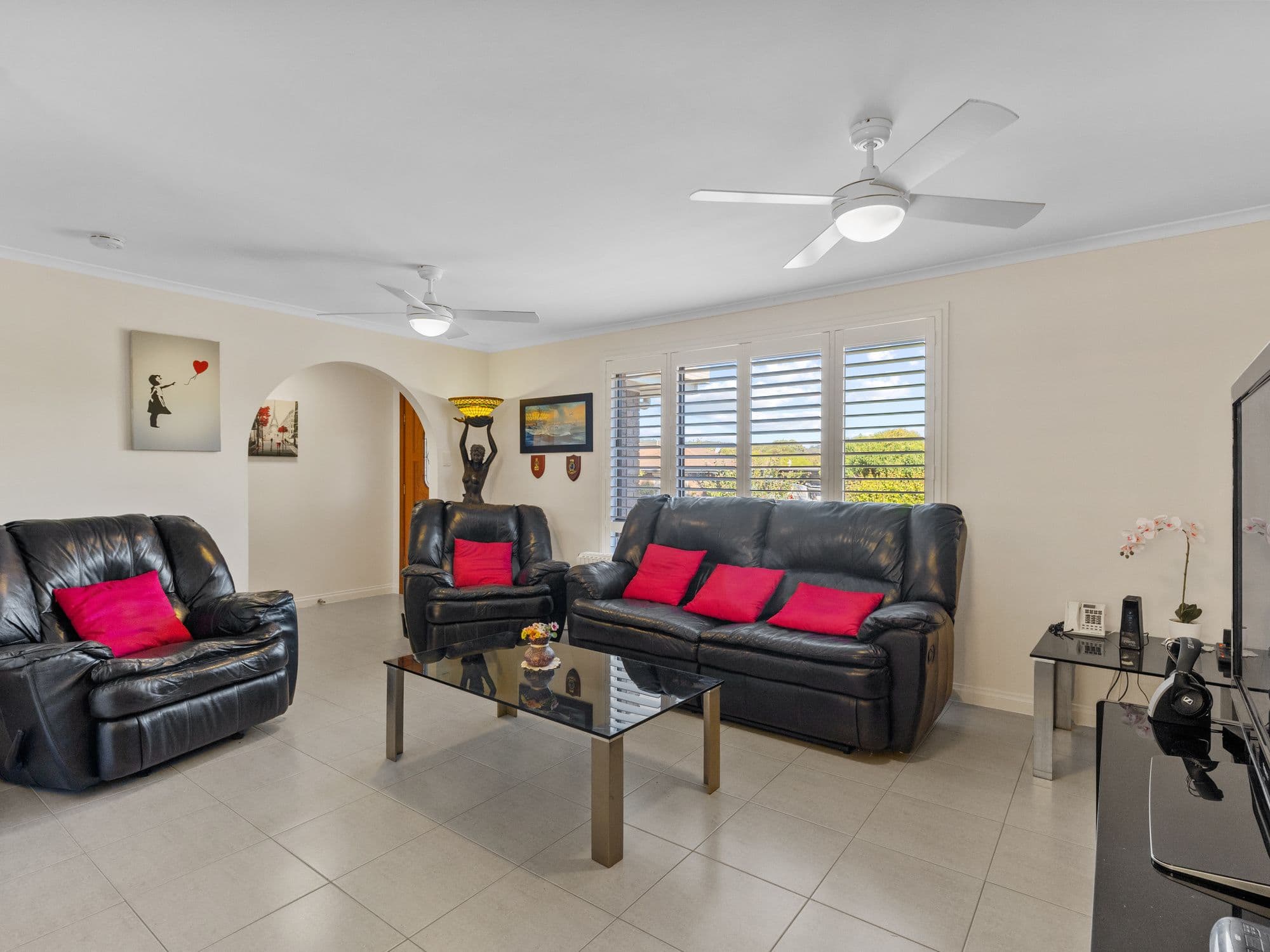 10 Queens Way, Woodcroft SA 5162, Woodcroft - Thumbnail 3