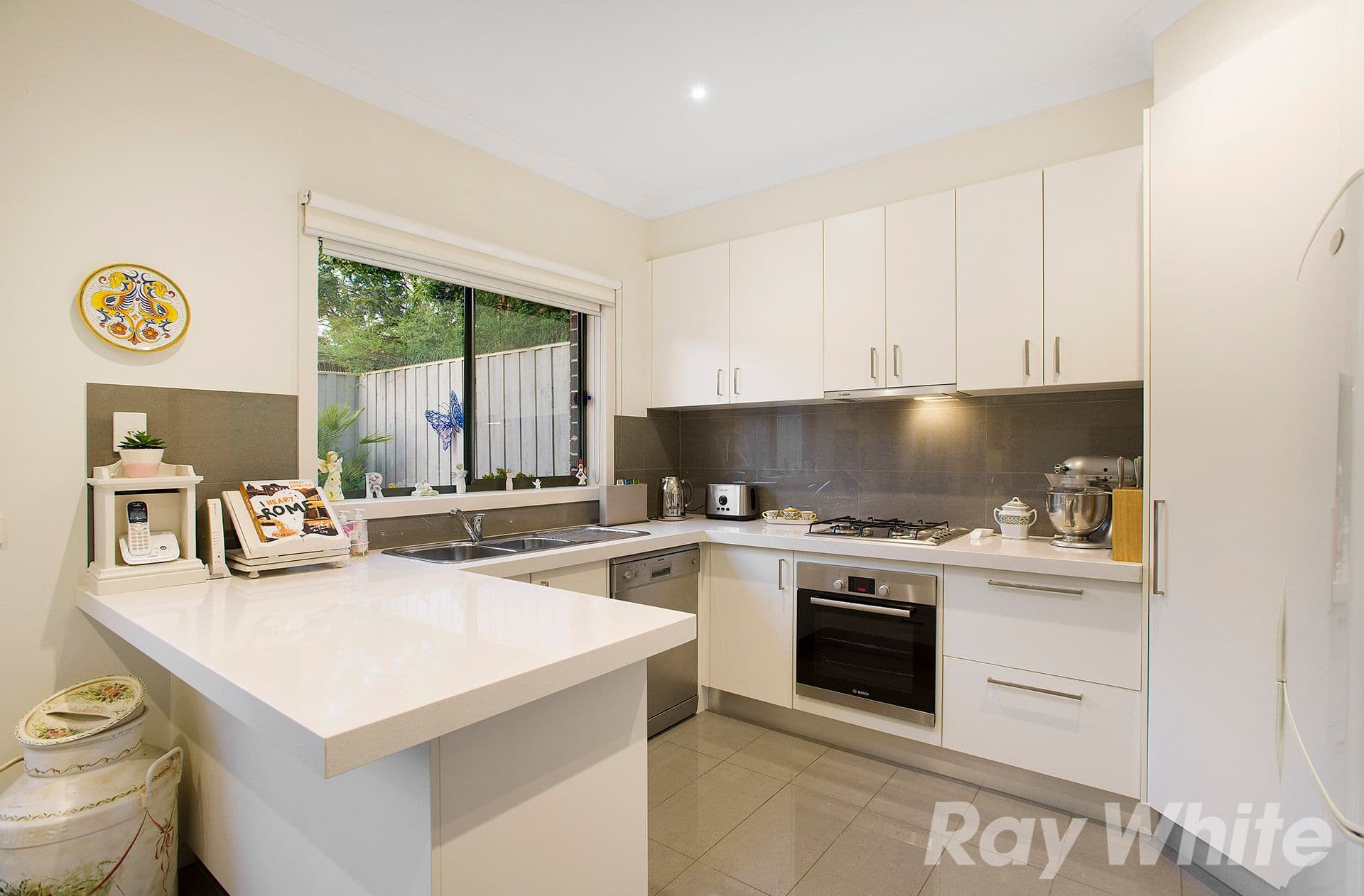 18 Garfield Street, Cheltenham VIC 3192, Cheltenham - Thumbnail 3