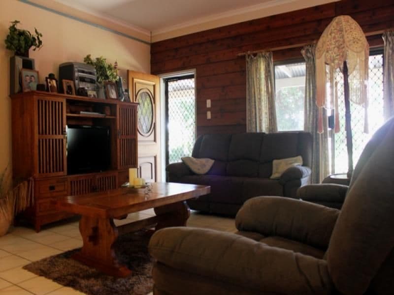 8 Limpet Avenue, PORT DOUGLAS QLD 4877, Port Douglas - Thumbnail 5