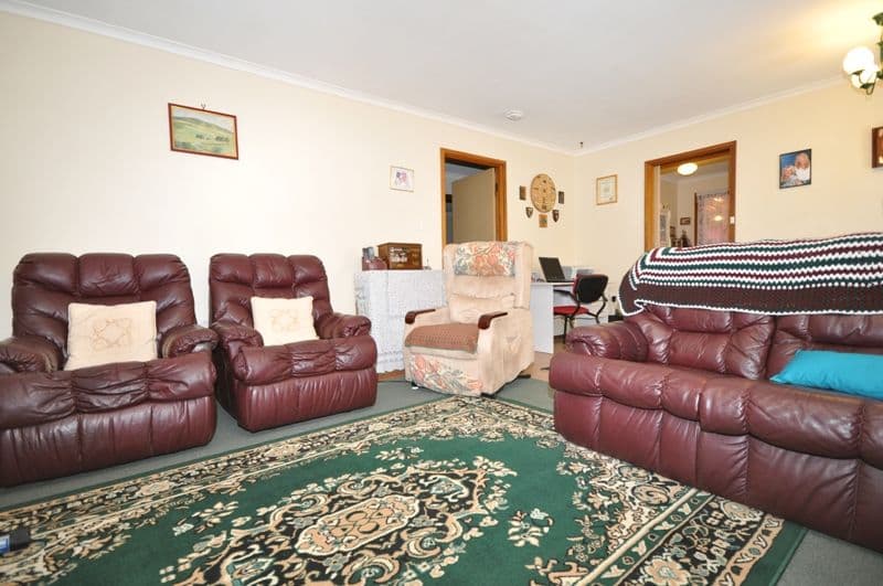 11 Edwards Court, PARA HILLS WEST SA 5096, Para Hills West - Thumbnail 2