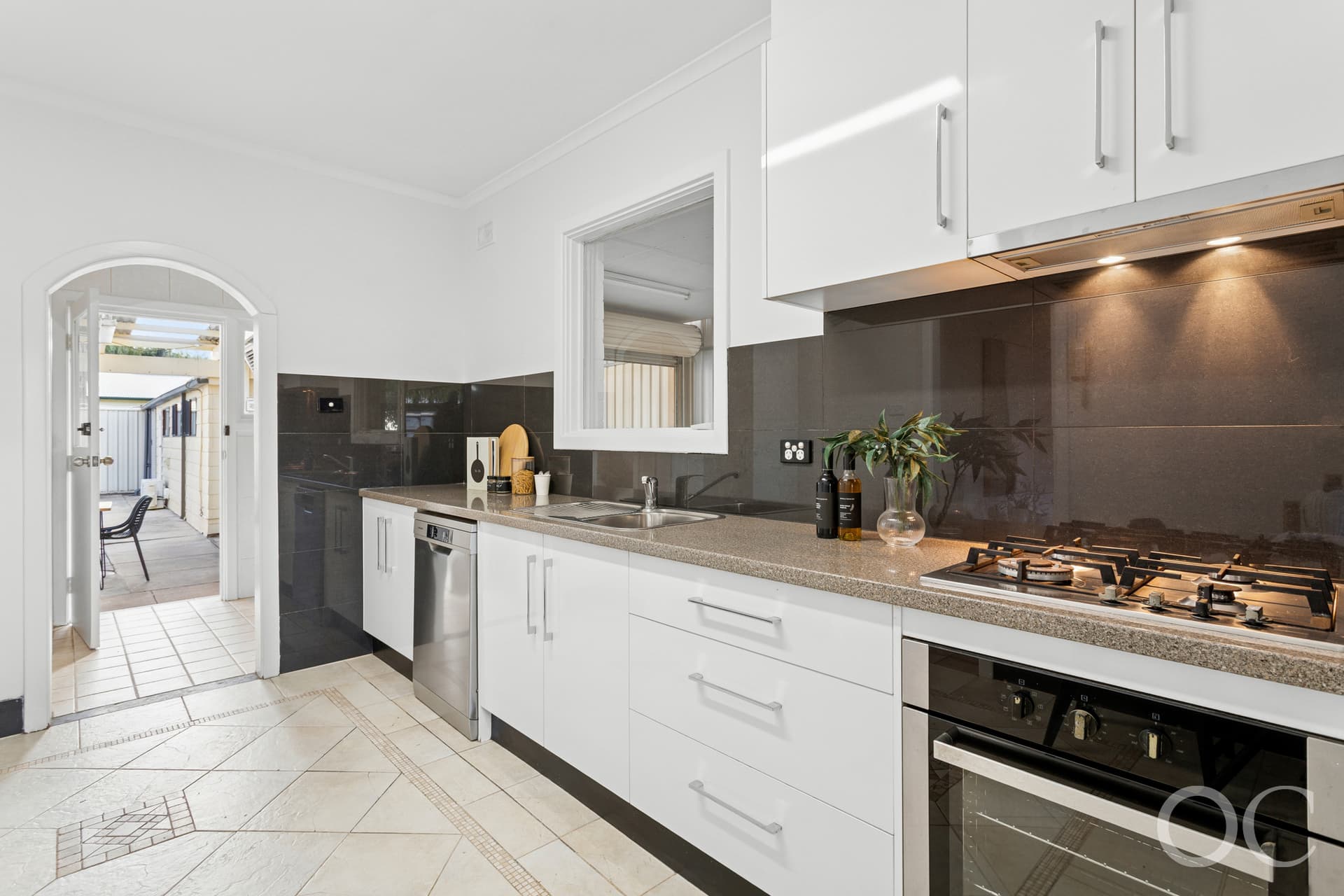 761 Military Road, Osborne - Thumbnail 7