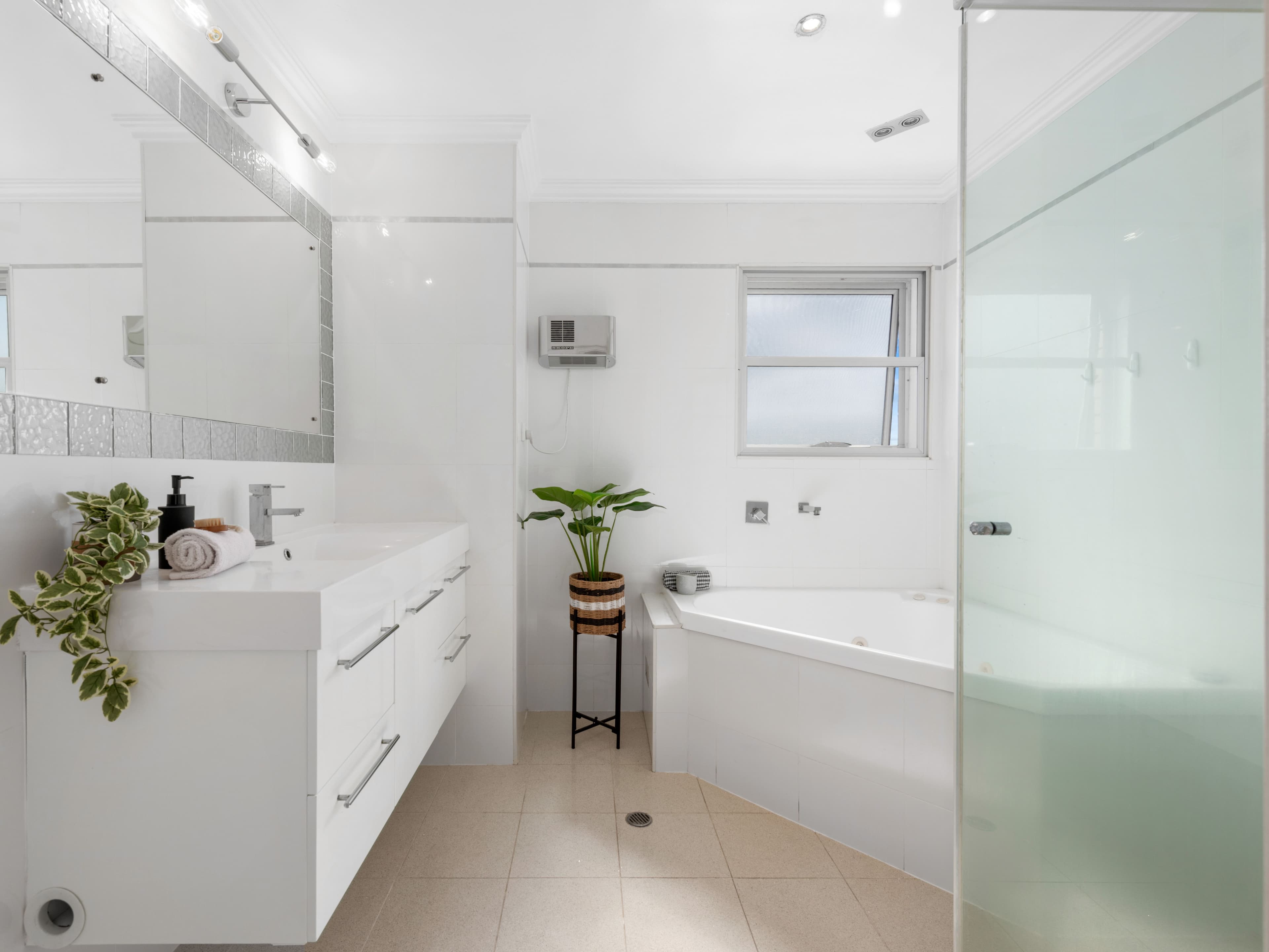 339 Cavendish Road, Coorparoo QLD 4151, Coorparoo - Thumbnail 7