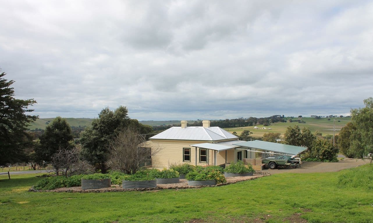 15 Portland Road, COLERAINE VIC 3315, Coleraine - Thumbnail 2