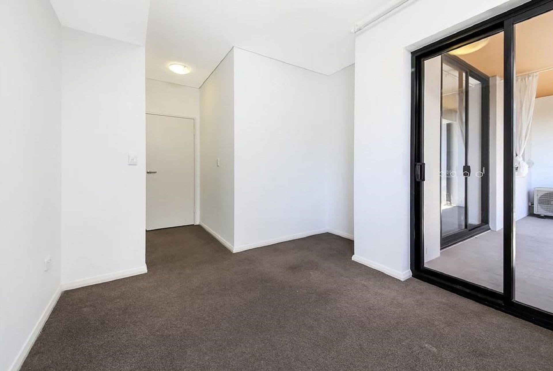 8C Junction Street, Ryde NSW 2112, Ryde - Thumbnail 3