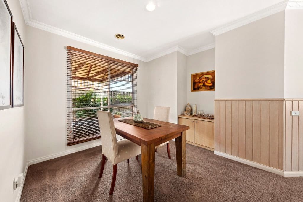 2 Mendora Crescent, Wantirna South VIC 3152, Wantirna South - Thumbnail 5