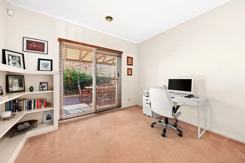 2 Mendora Crescent, Wantirna South VIC 3152, Wantirna South - Thumbnail 8