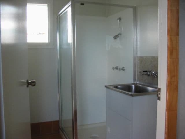 13 Swanson, HUGHENDEN QLD 4821, Hughenden - Thumbnail 3
