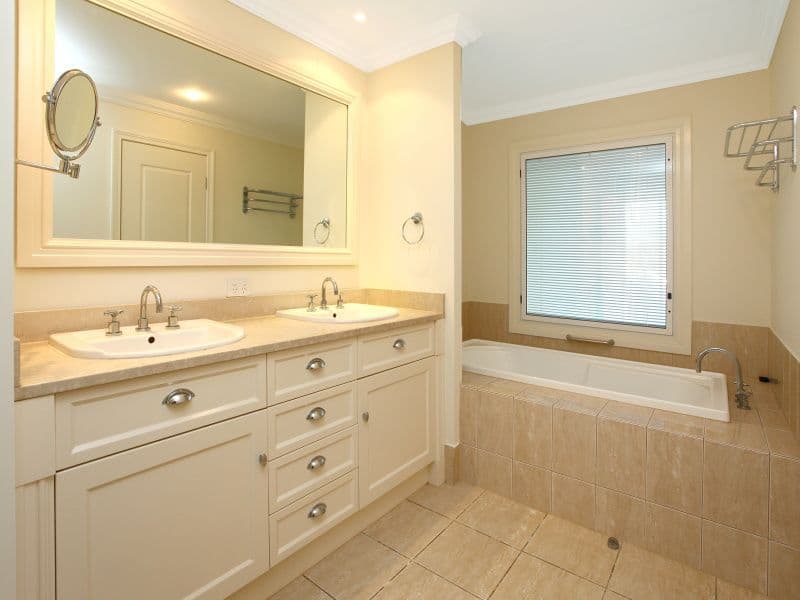 212 Marine Parade, LABRADOR QLD 4215, Labrador - Thumbnail 5