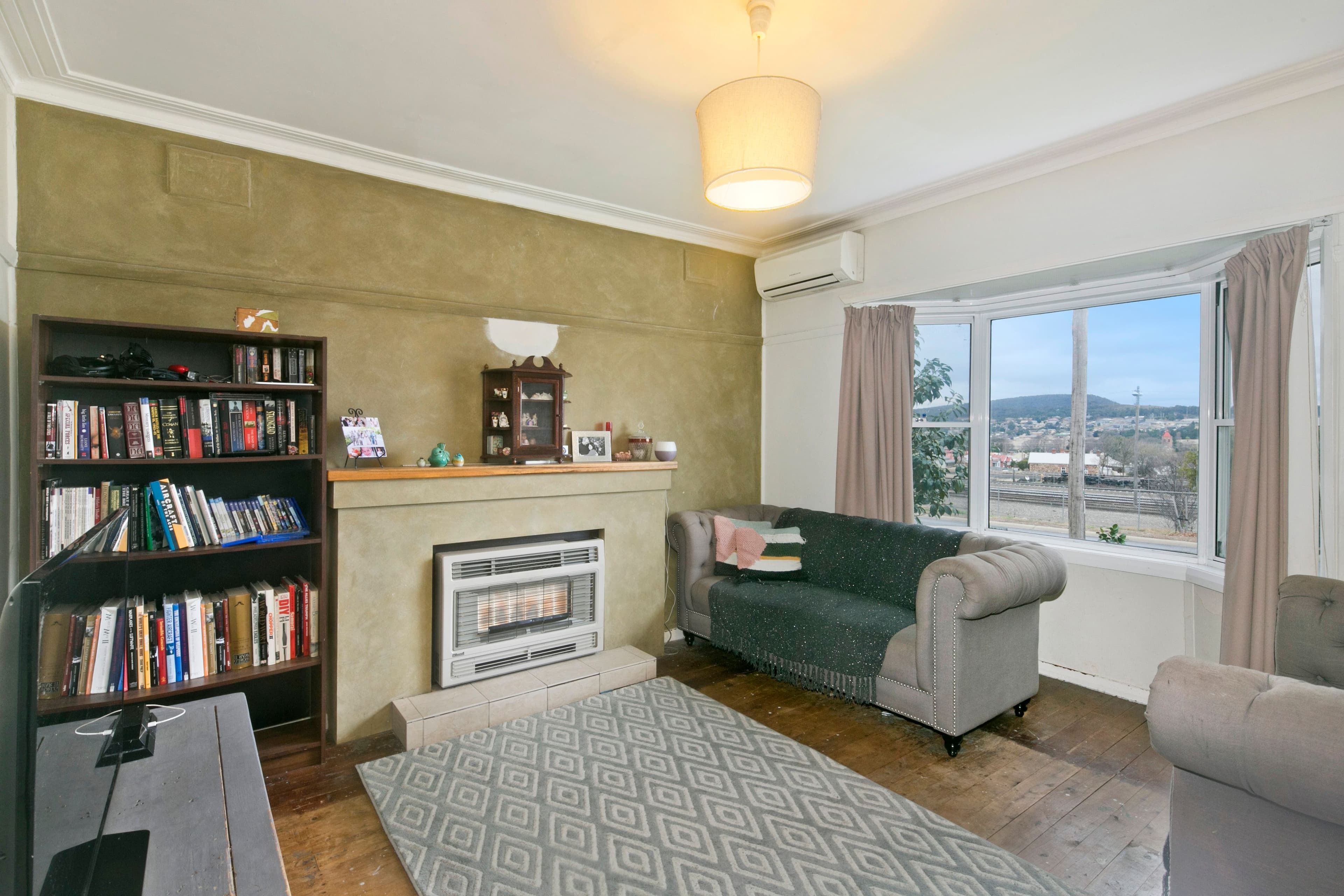 64 Sloane Street, Goulburn - Thumbnail 2