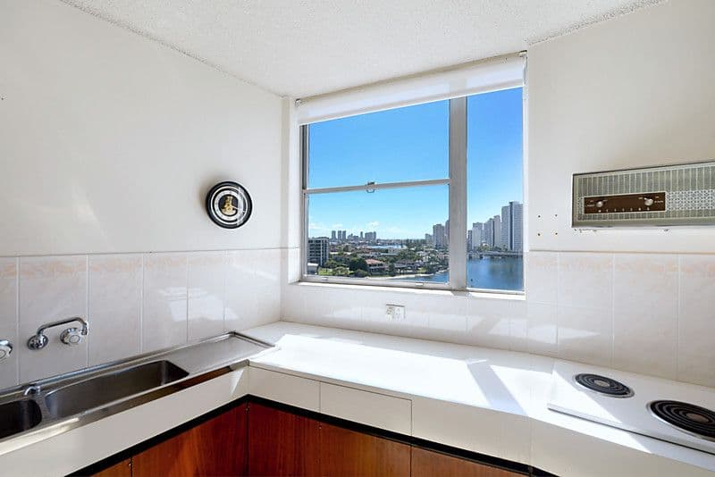 40 Watson Esplanade, SURFERS PARADISE QLD 4217, Surfers Paradise - Thumbnail 2