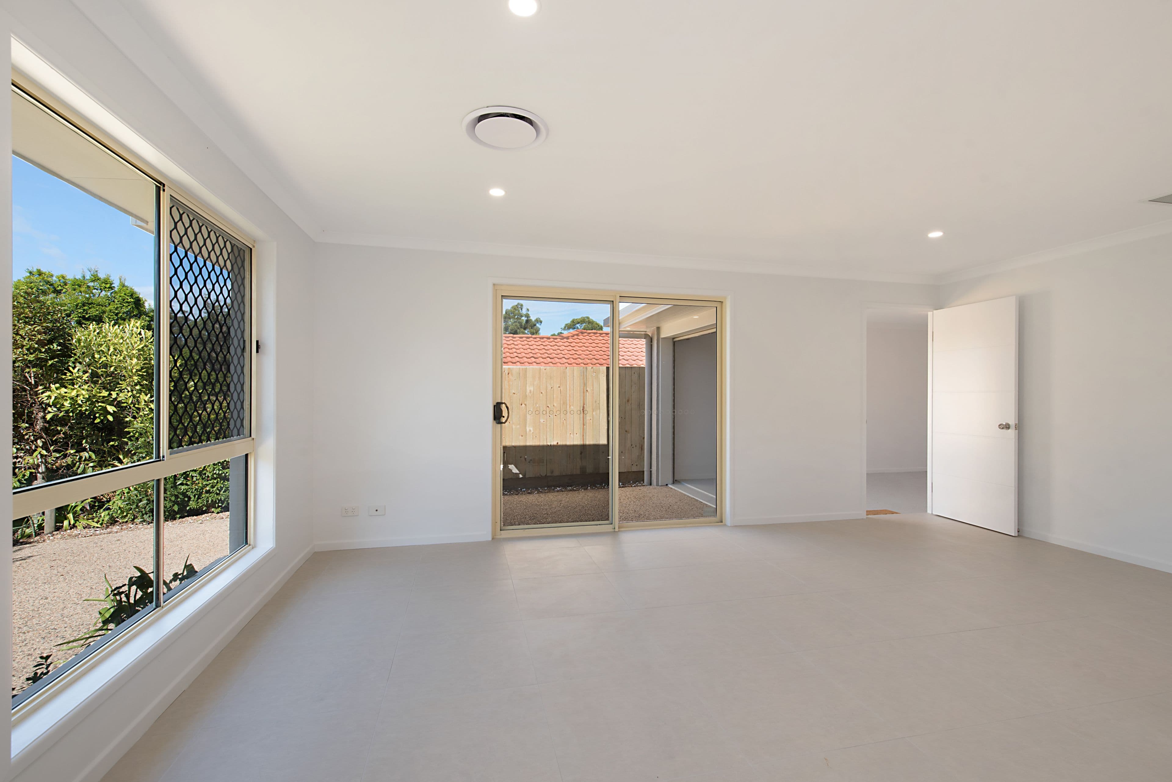 90 Caloundra Road, Little Mountain QLD 4551, Little Mountain - Thumbnail 4