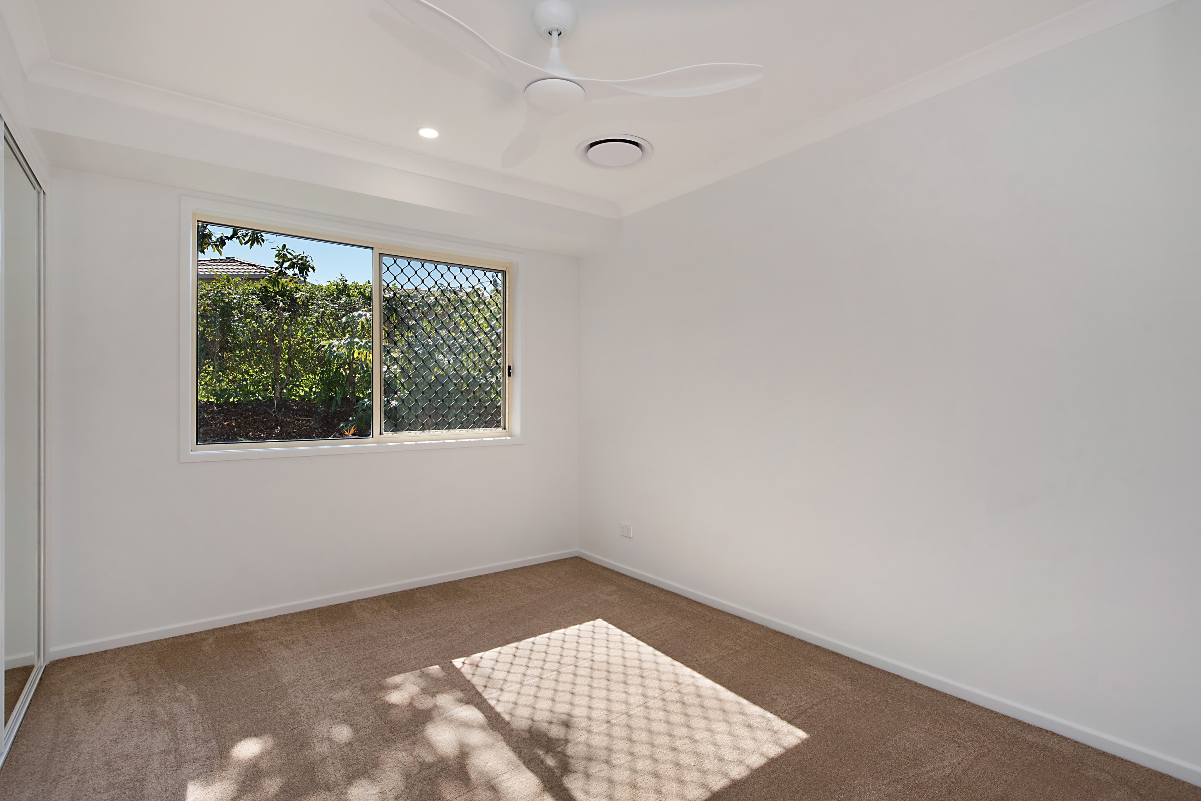 90 Caloundra Road, Little Mountain QLD 4551, Little Mountain - Thumbnail 8