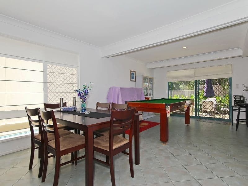 12 Sarath Street, MUDGEERABA QLD 4213, Mudgeeraba - Thumbnail 2