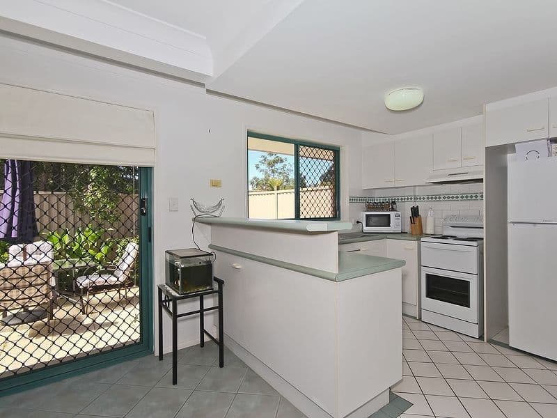 12 Sarath Street, MUDGEERABA QLD 4213, Mudgeeraba - Thumbnail 3