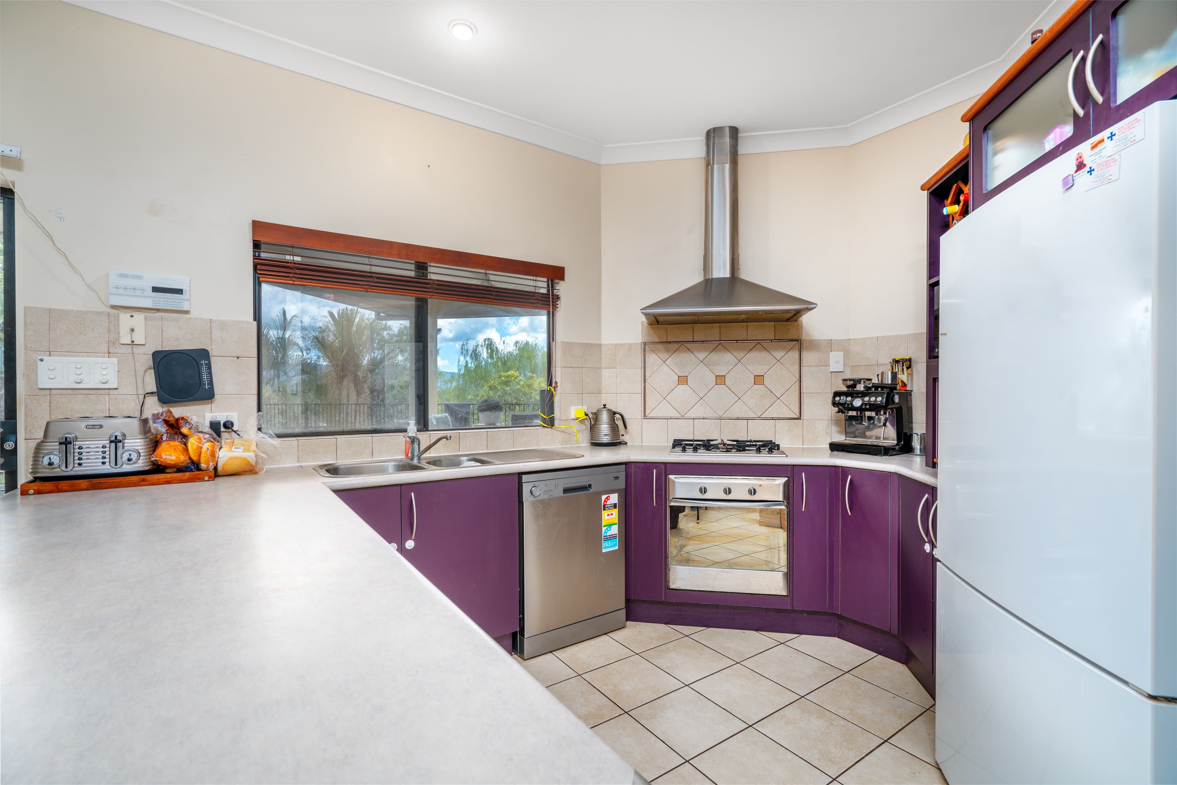 15 Oakblue Drive, Mount Sheridan QLD 4868, Mount Sheridan - Thumbnail 3
