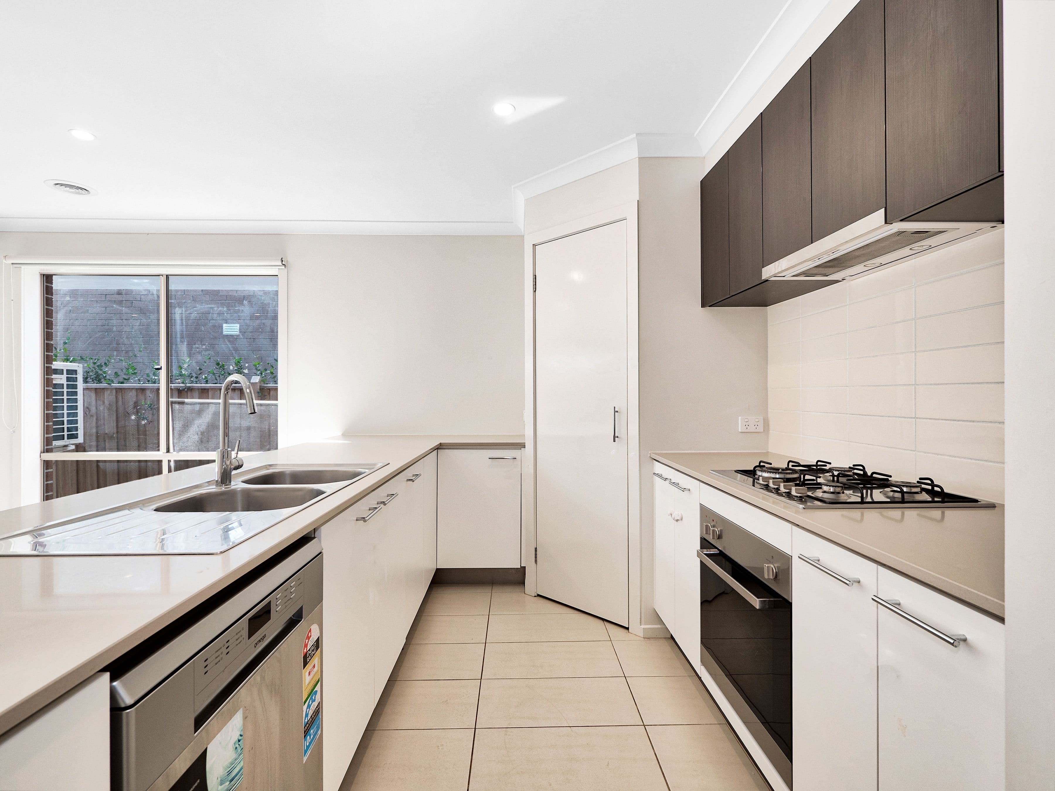 13 Kernot Parade, Clyde VIC 3978, Clyde - Thumbnail 4