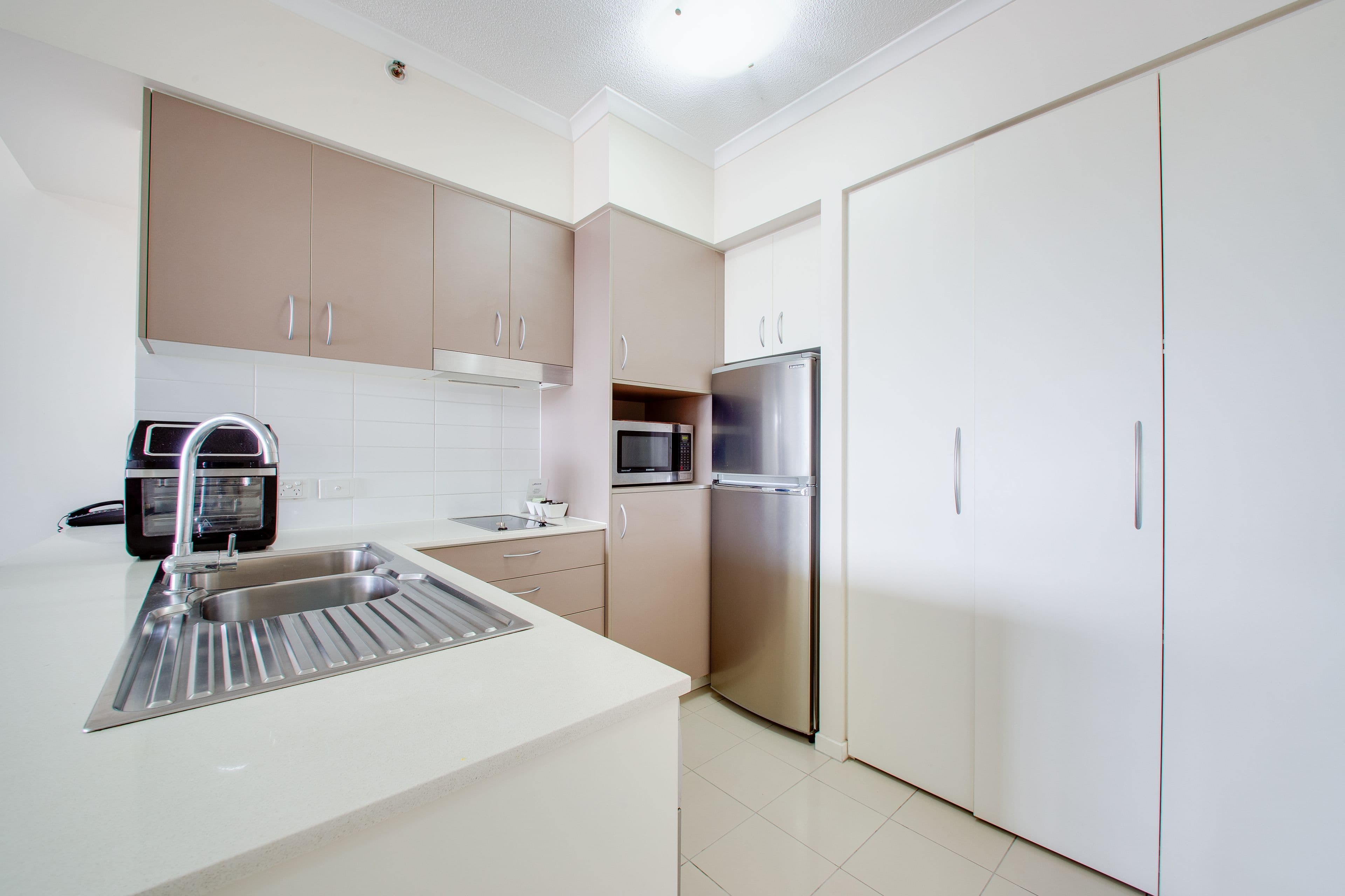 11 Ellenborough Street, Ipswich QLD 4305, Ipswich - Thumbnail 3