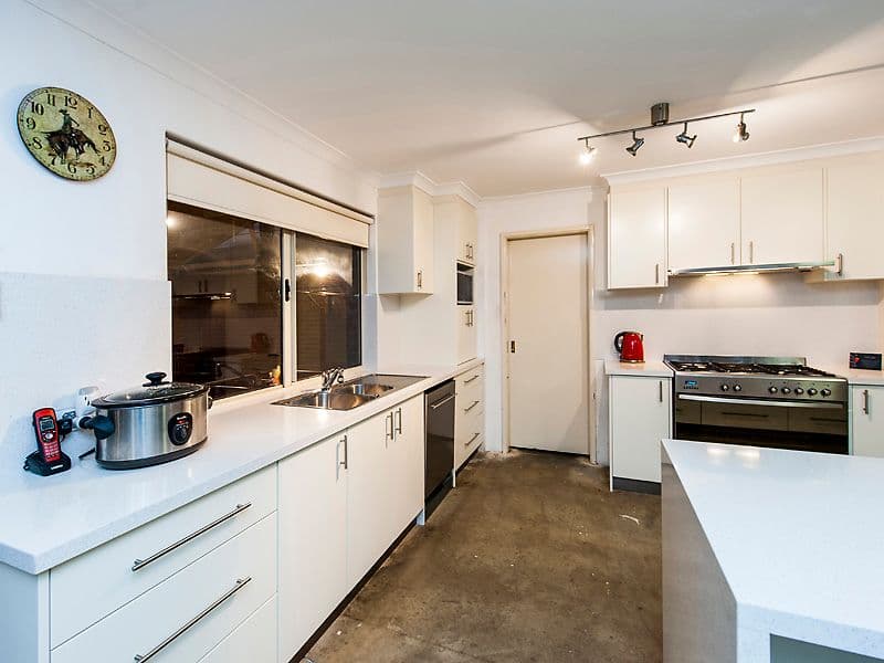 35 Gnangara Drive, Waikiki WA 6169, Waikiki - Thumbnail 6