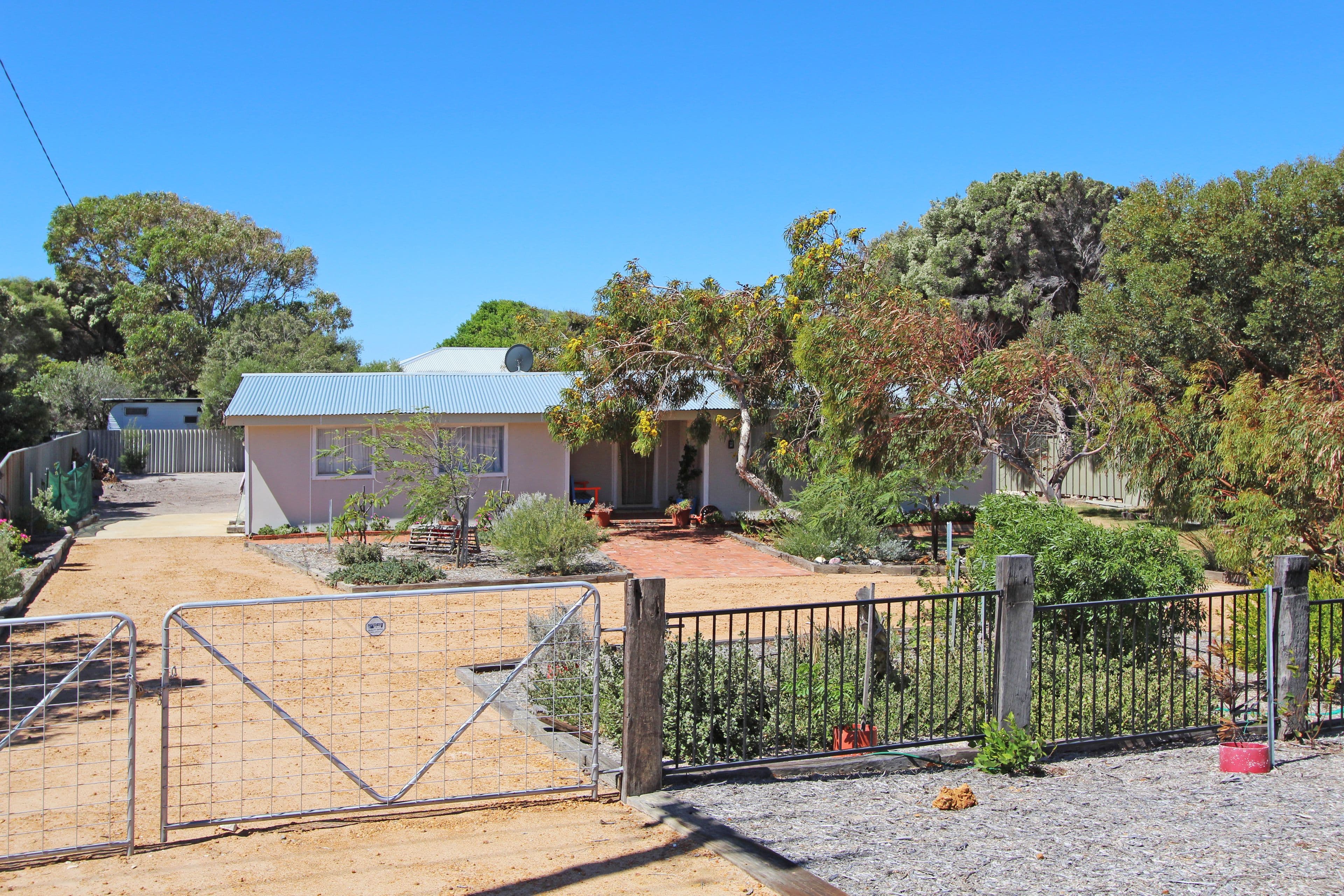 12 Bryant Street, Green Head WA 6514, Green Head - Image 1