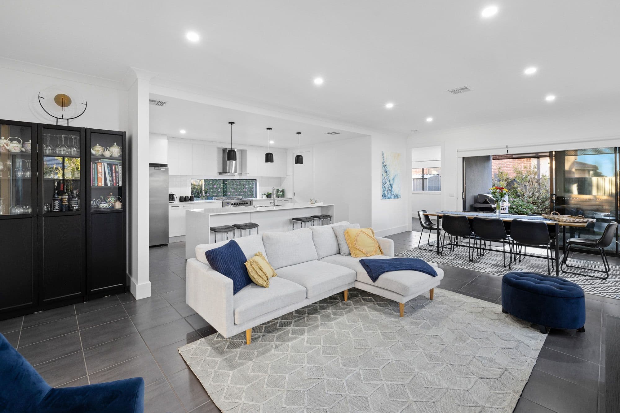 94 Yanga Avenue, Tarneit VIC 3029, Tarneit - Thumbnail 2