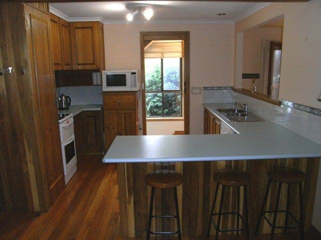 9 Glencoe Avenue, TREVALLYN TAS 7250, Trevallyn - Thumbnail 2