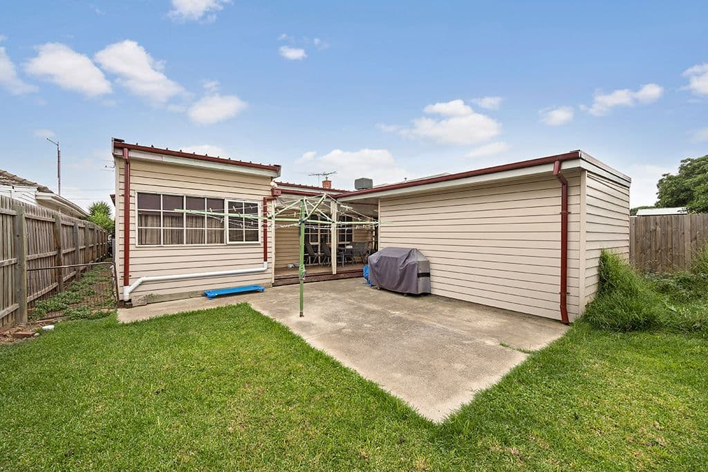 15 Barton Street, West Footscray VIC 3012, West Footscray - Thumbnail 8