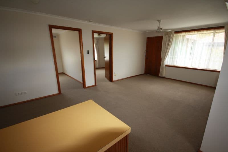 Unit 4, 9 Fraser Street, ROCHESTER VIC 3561, Rochester - Thumbnail 2