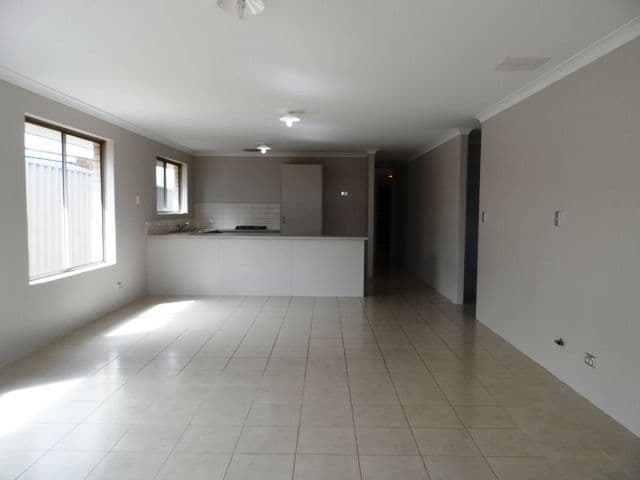 3A Barker Court, PARMELIA WA 6167, Parmelia - Thumbnail 2