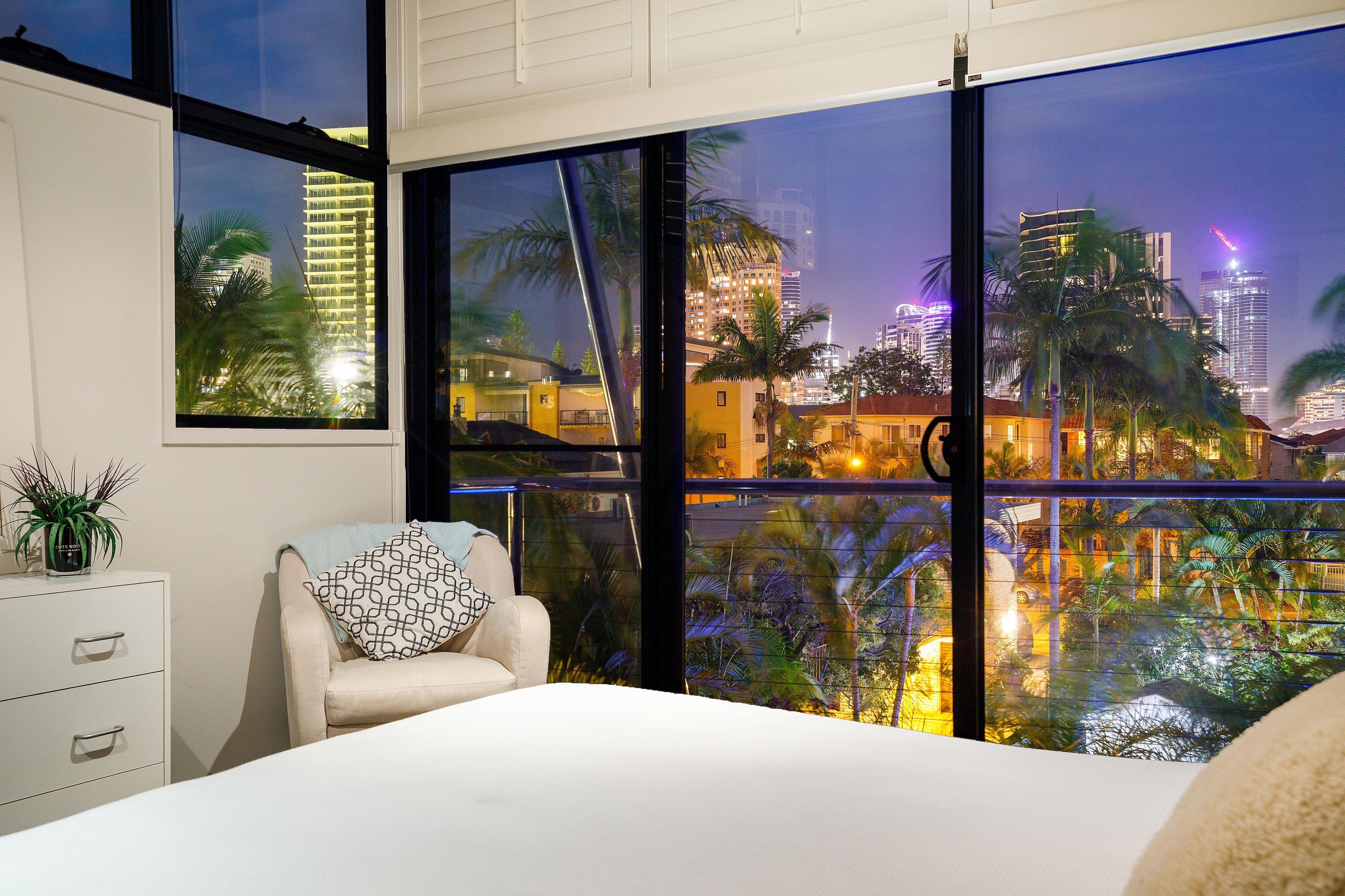 28 Armrick Avenue, Broadbeach QLD 4218, Broadbeach - Thumbnail 6