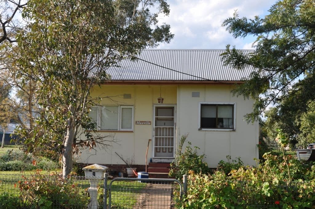 9 Oberon Street, Eugowra - Image 1