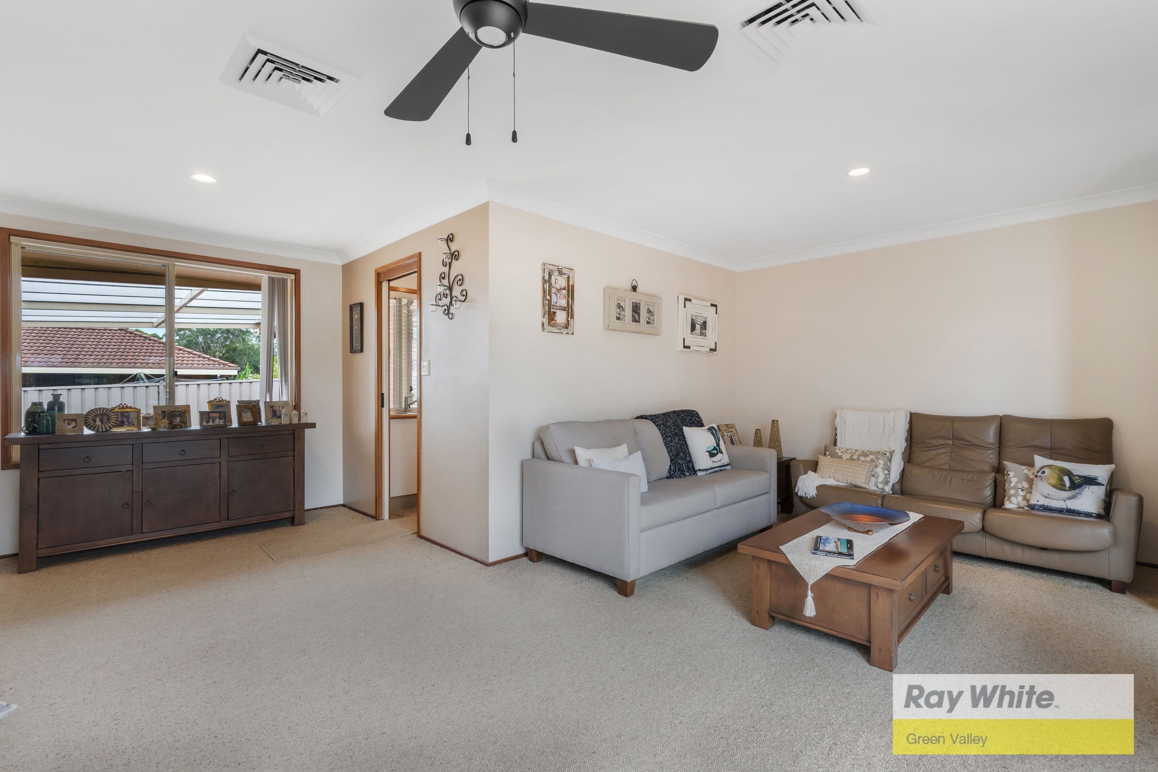 16 Cygnet Avenue, Green Valley NSW 2168, Green Valley - Thumbnail 3