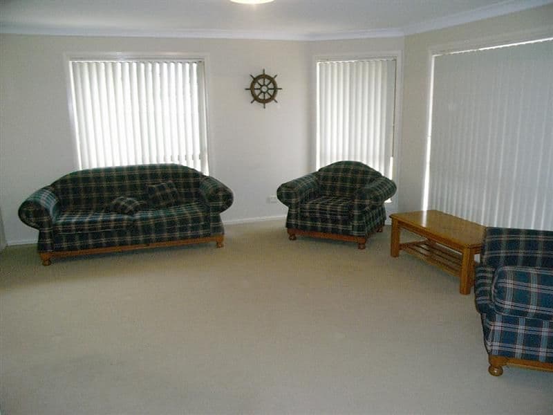 2 Hilton Place, DUBBO NSW 2830, Dubbo - Thumbnail 2