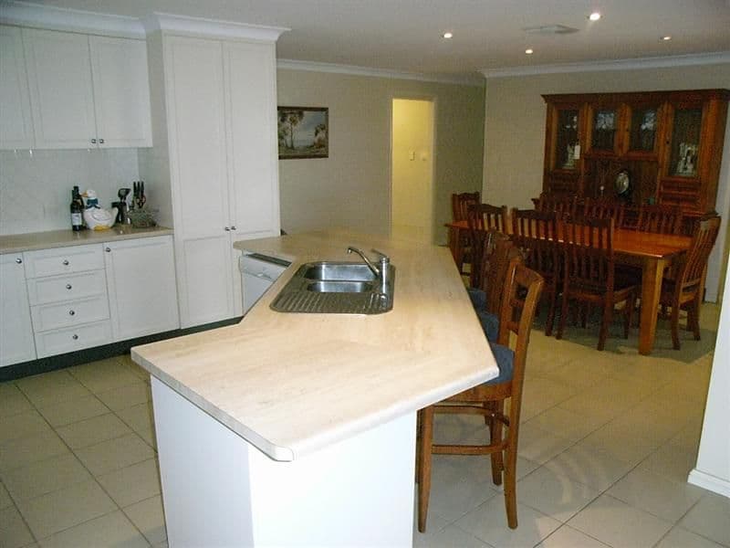 2 Hilton Place, DUBBO NSW 2830, Dubbo - Thumbnail 3