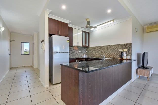 24 Harvey Street, DARWIN CITY NT 0800, Darwin City - Thumbnail 2